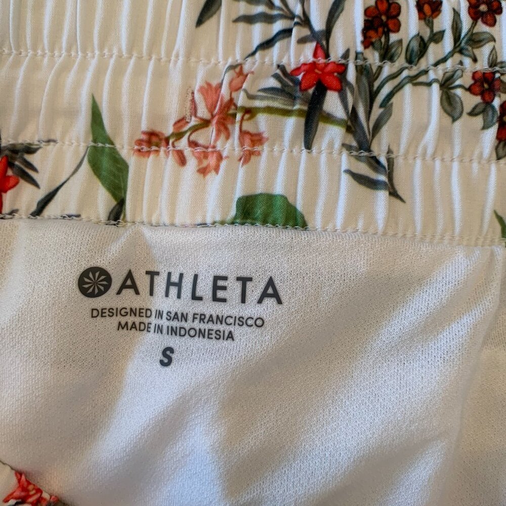 Athleta | Mesh Racer Run Shorts 4” - Picture 5 of 9